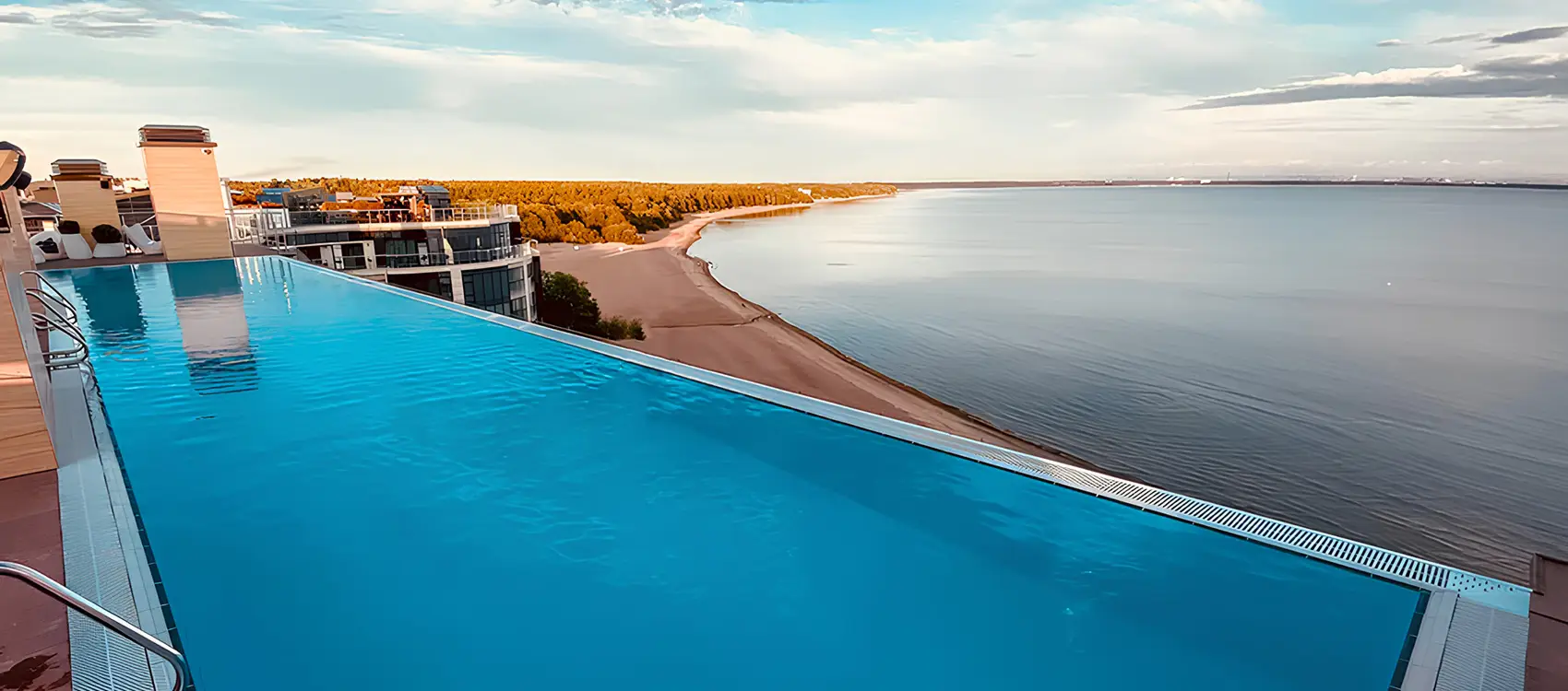 Wellness &<br/> Detox